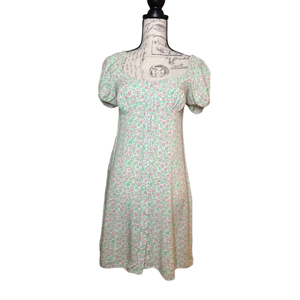 Primark Size 4 Dainty Floral Daisy Cottage Core Button Down Dress with Ruffles